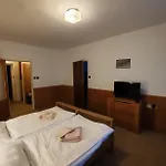 Horský Kubát Hotel Benecko
