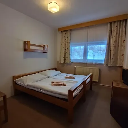 Hotel Horský Kubát 3*